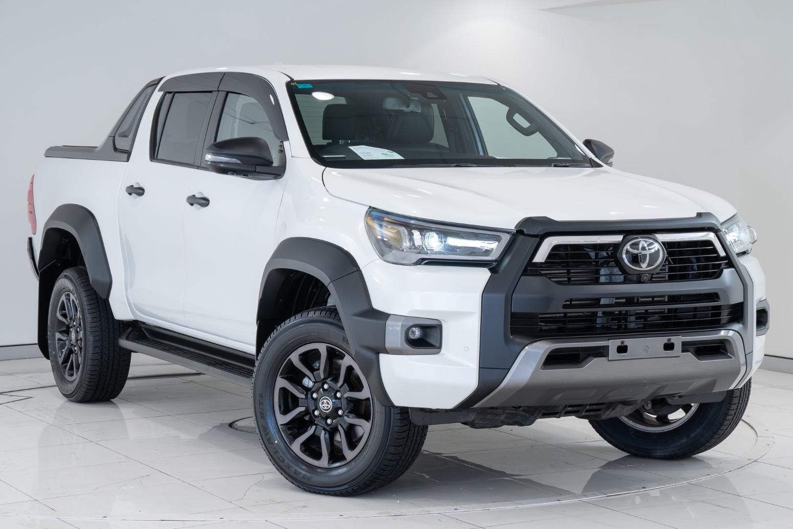 Image of 2023 Toyota HILUX Rogue