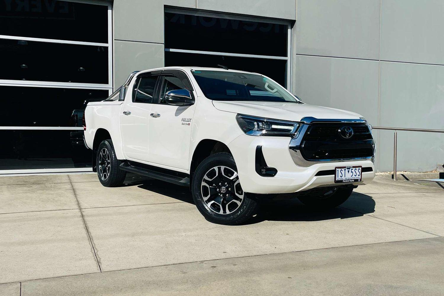 Image of 2020 Toyota Hilux 4x4 SR5