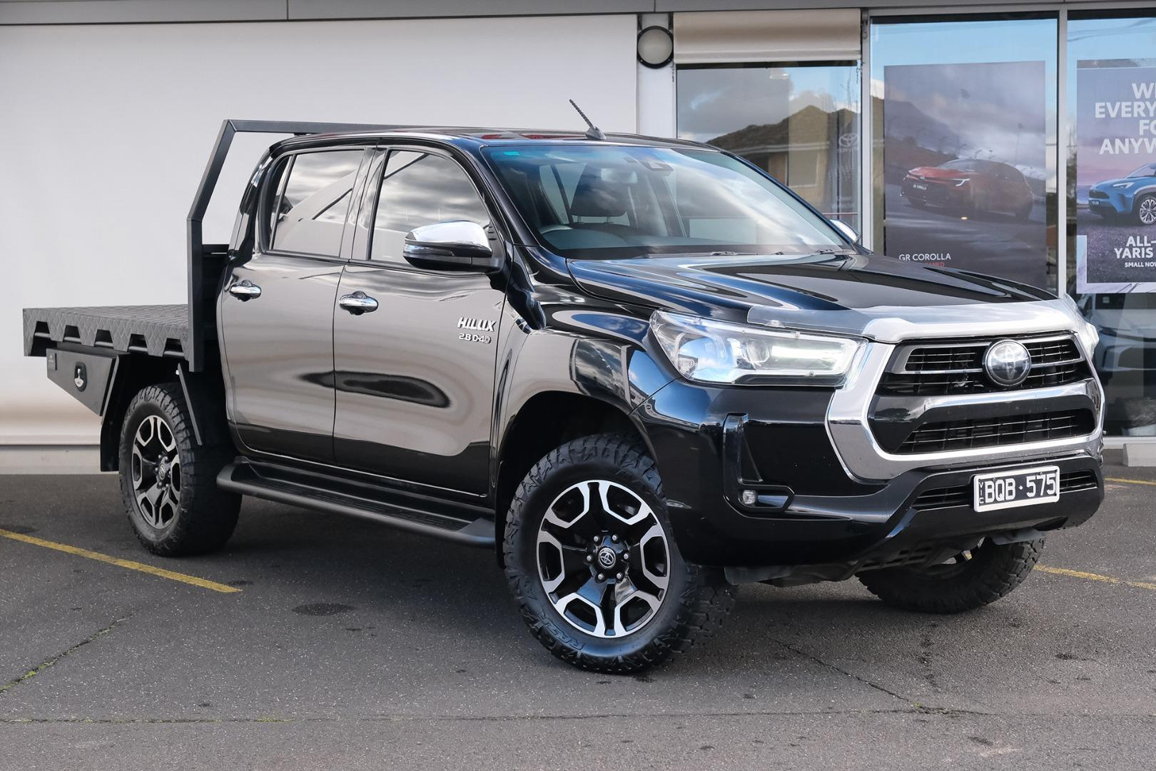 Image of 2021 Toyota Hilux 4x4 SR5