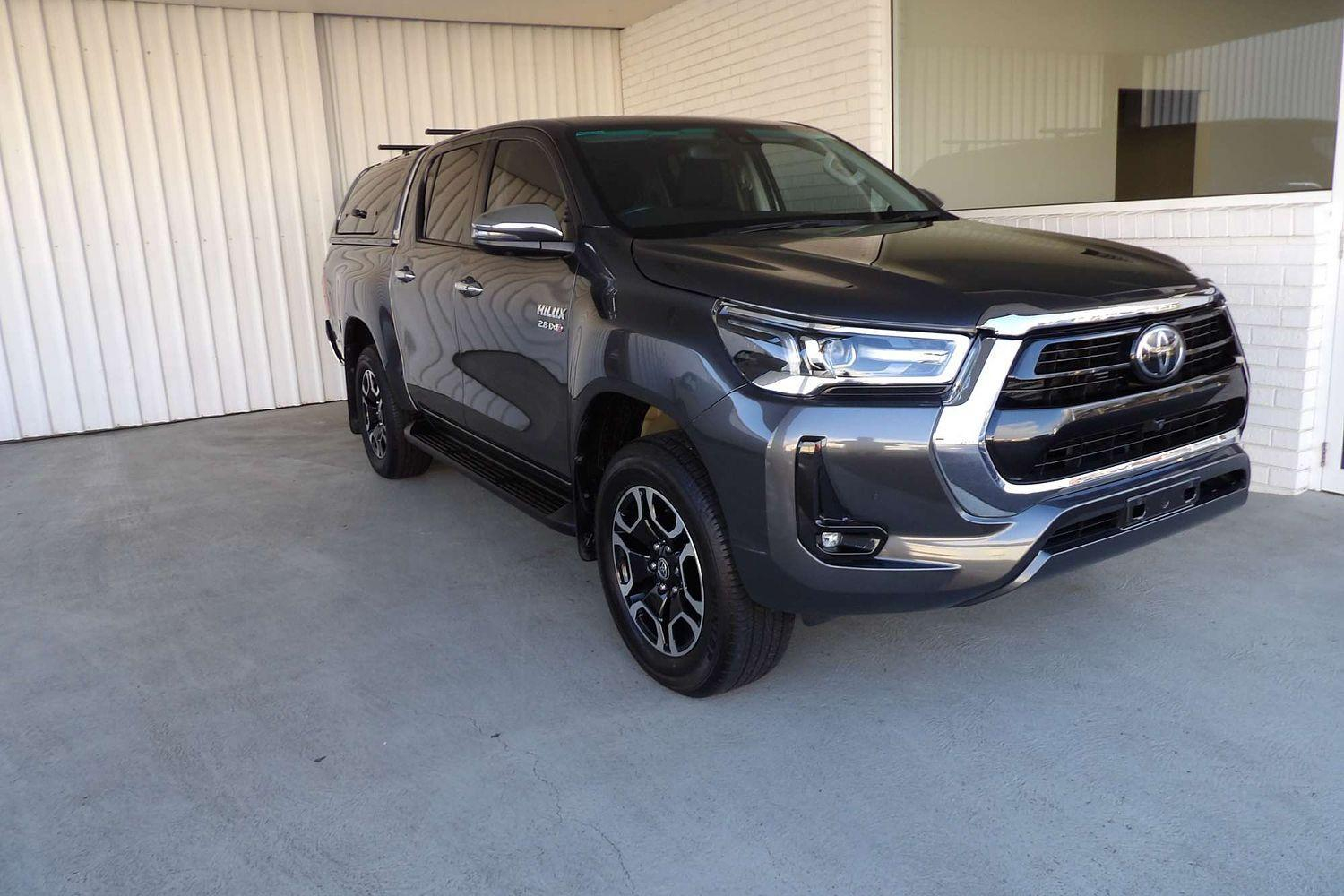 Image of 2023 Toyota Hilux SR5