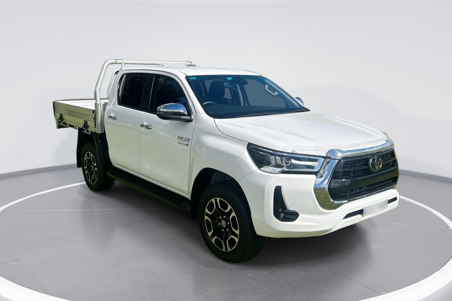 Image of 2023 Toyota Hilux SR5