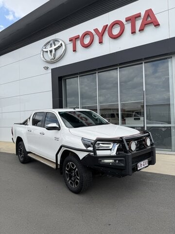 Image of 2021 Toyota Hilux SR5