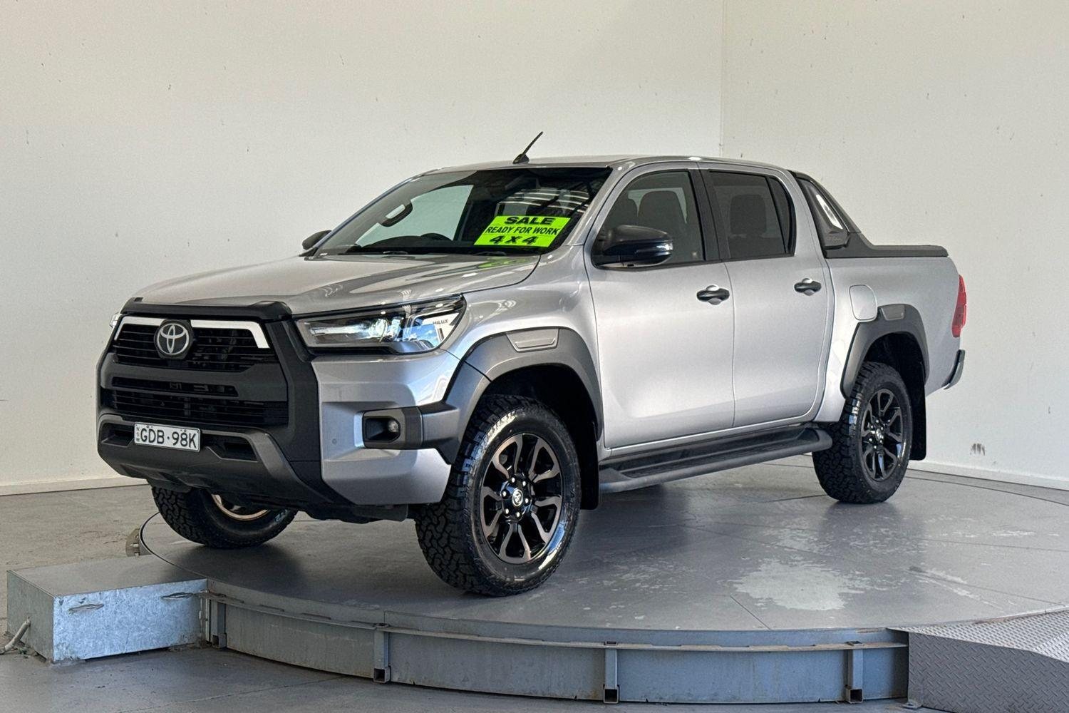 Image of 2021 TOYOTA Hilux 4x4 Rogue