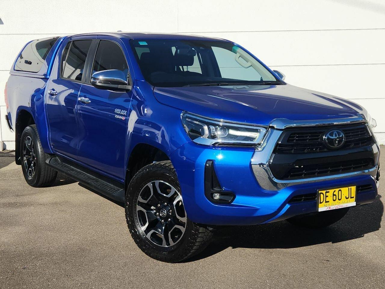 Image of 2022 Toyota Hilux 4x4 SR5