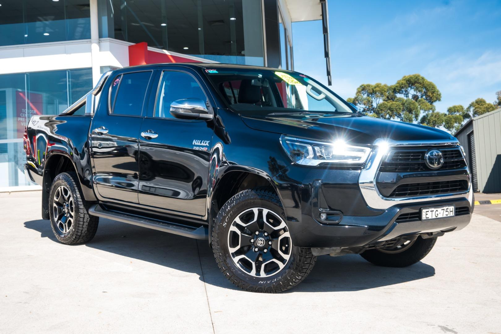 Image of 2022 Toyota HILUX SR5