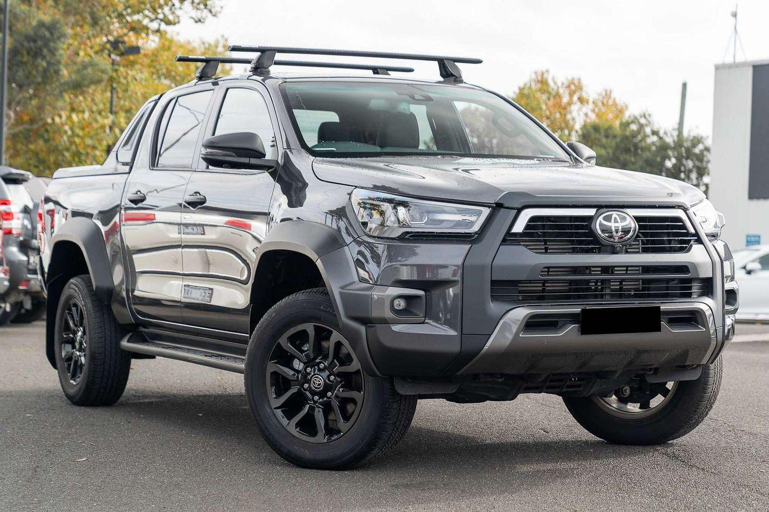Image of 2023 Toyota Hilux 4x4 Rogue