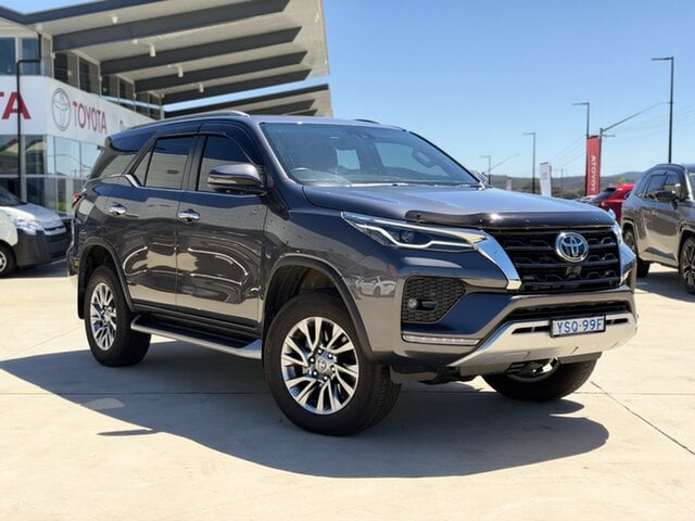 Image of 2025 Toyota Fortuner Crusade