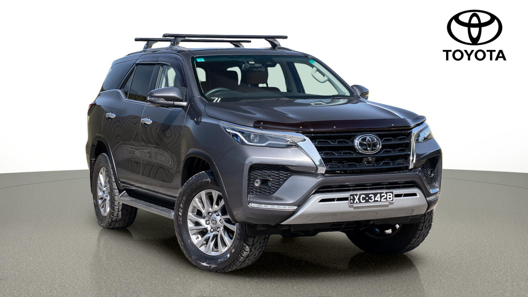 Image of 2023 Toyota FORTUNER Crusade