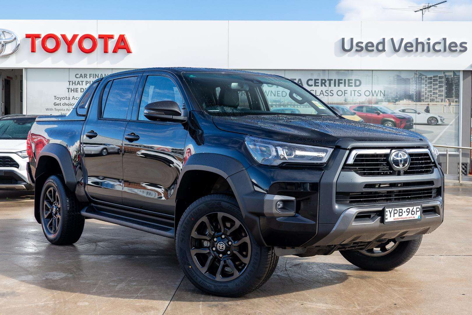 Image of 2025 Toyota Hilux 4x4 Rogue