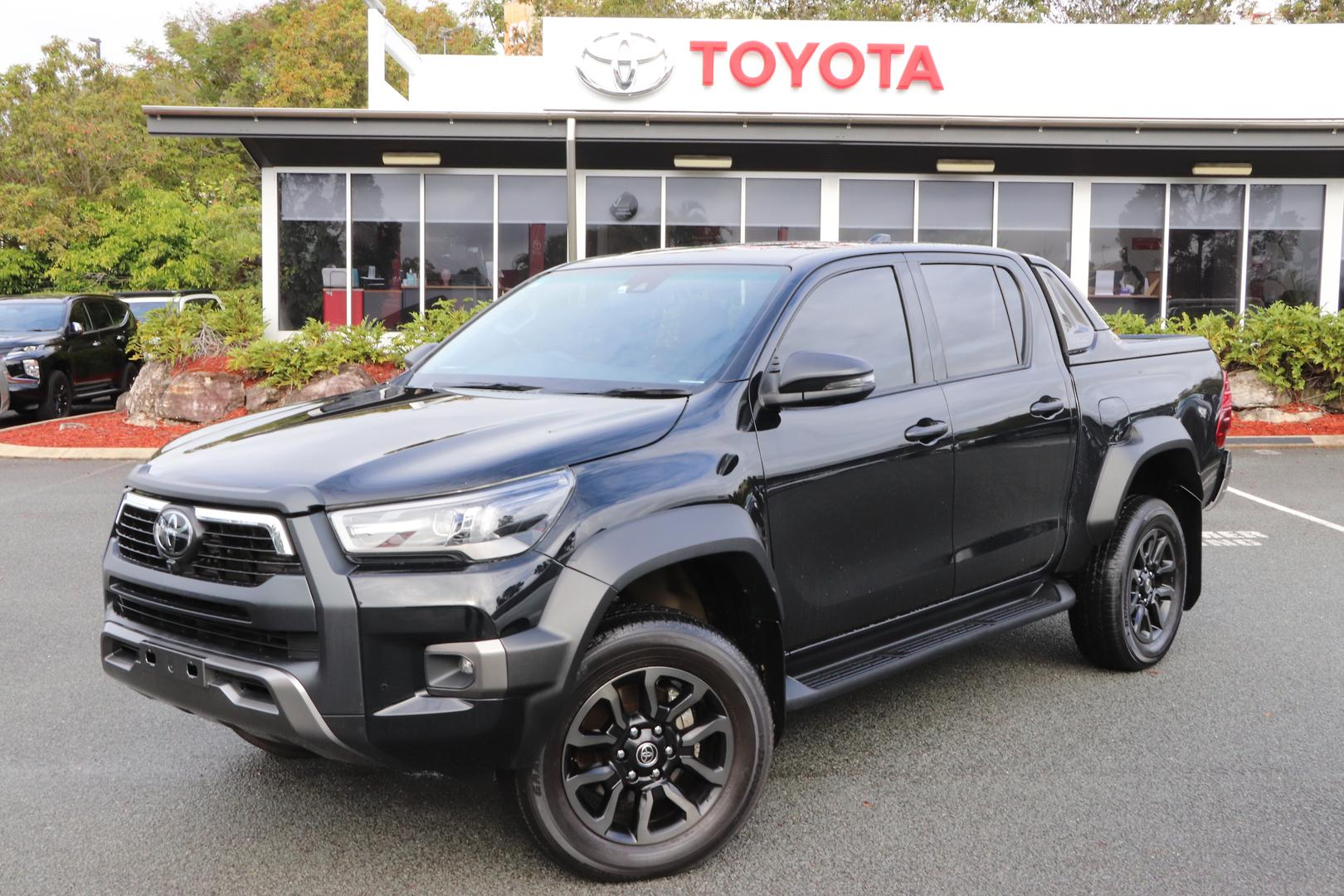 Image of 2025 Toyota Hilux 4x4 Rogue
