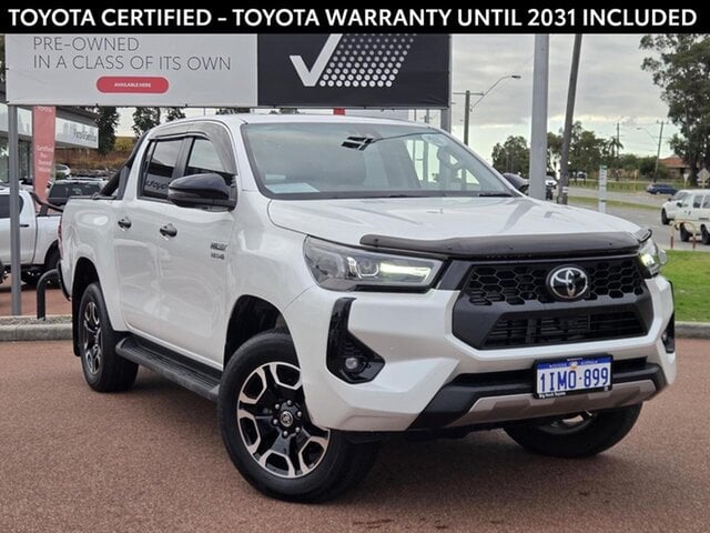 Image of 2024 Toyota Hilux 4x4 SR5