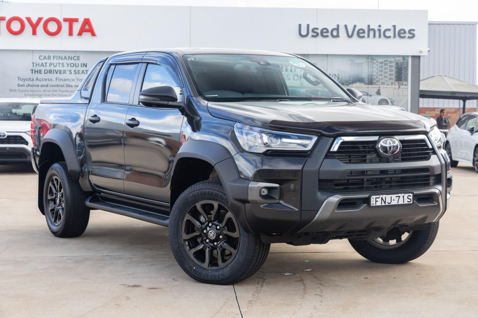 Image of 2024 Toyota Hilux 4x4 Rogue