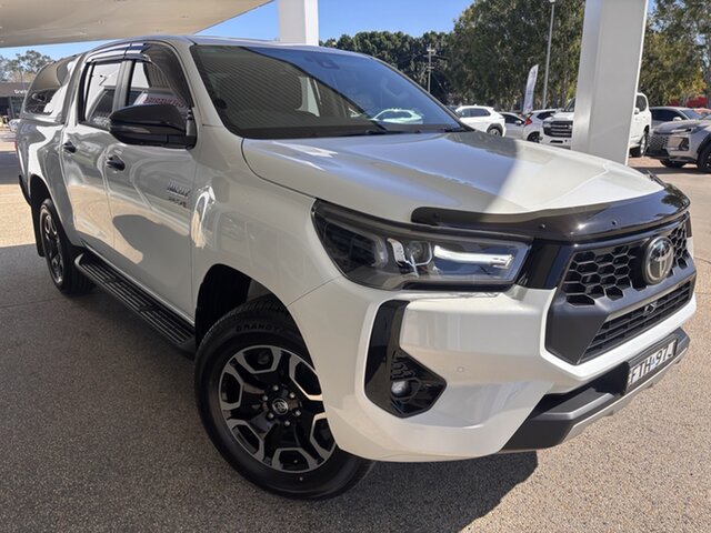 Image of 2025 Toyota Hilux SR5