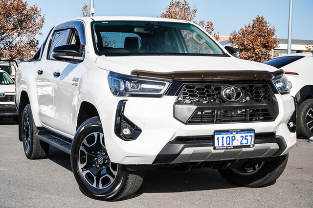 Image of 2025 Toyota Hilux 4x4 SR5