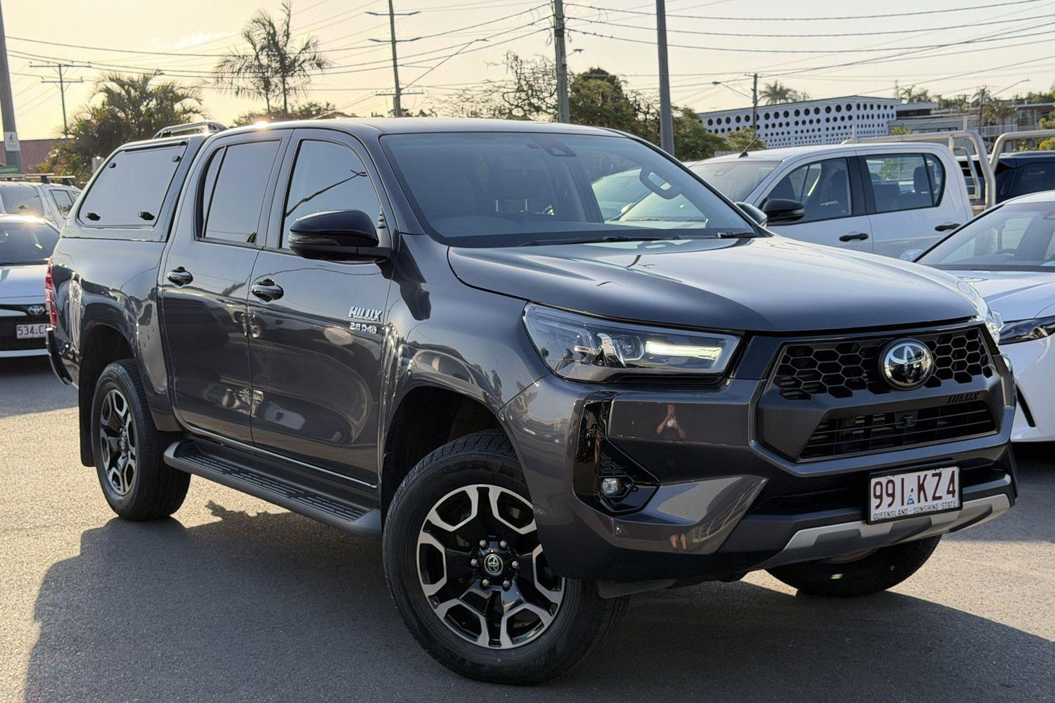 Image of 2024 Toyota Hilux SR5