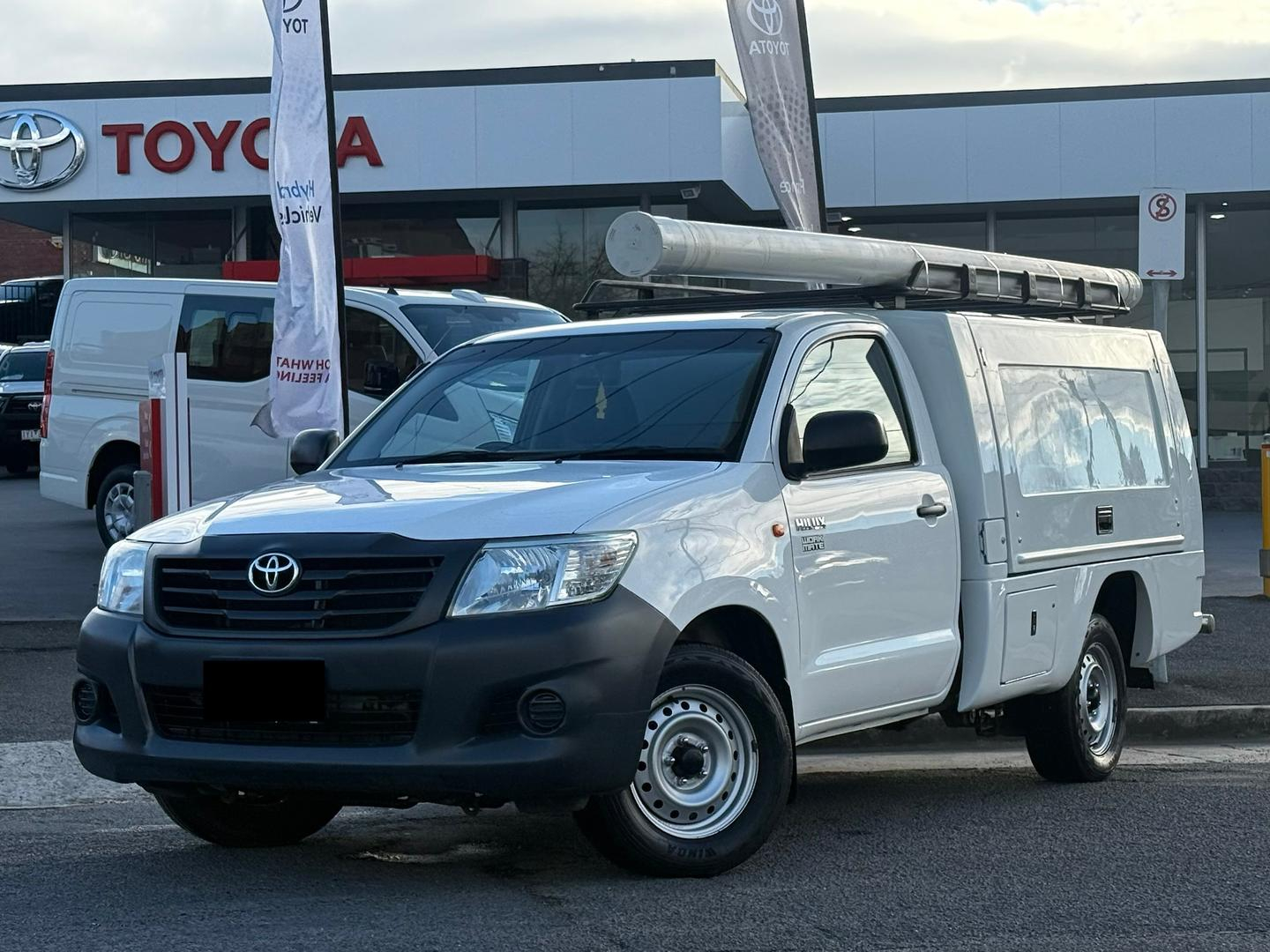 Image of 2014 Toyota Hilux Workmate