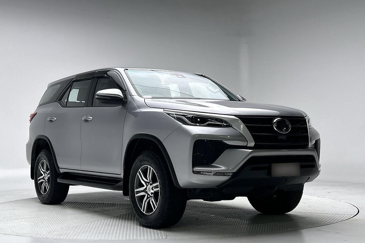 Image of 2020 Toyota Fortuner GX