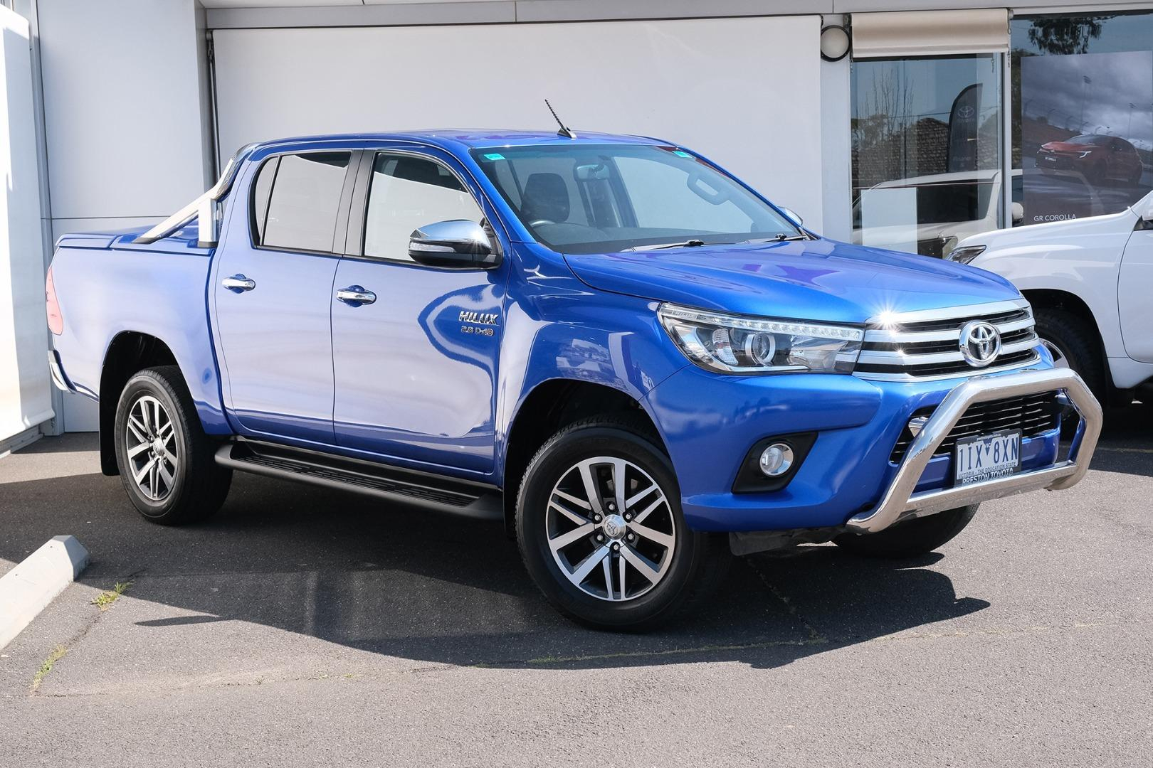 Image of 2016 Toyota Hilux 4x4 SR5