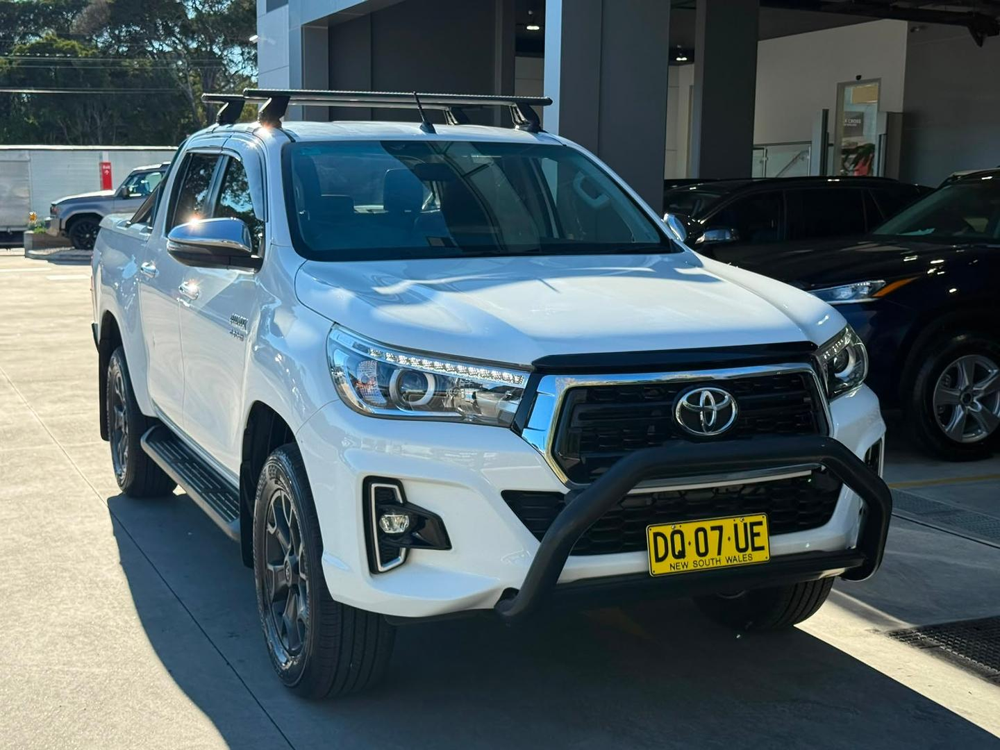 Image of 2018 Toyota HiLux 4x4 SR5
