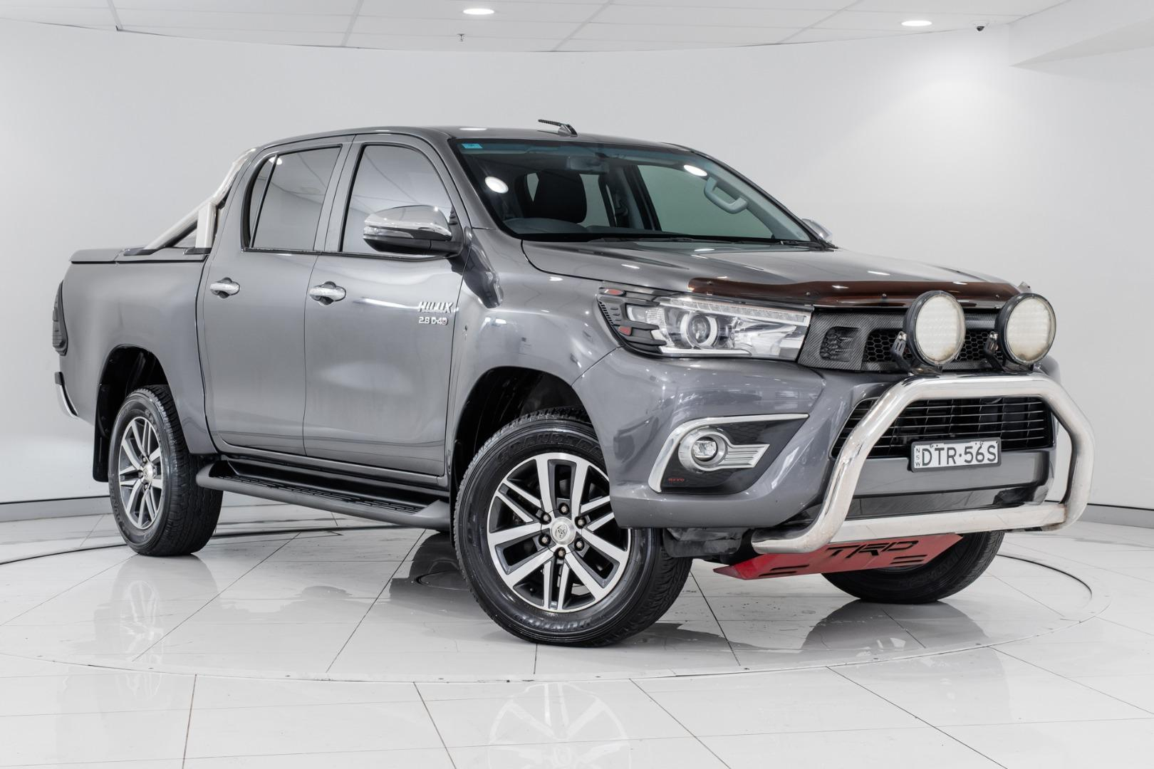 Image of 2017 Toyota HILUX SR5