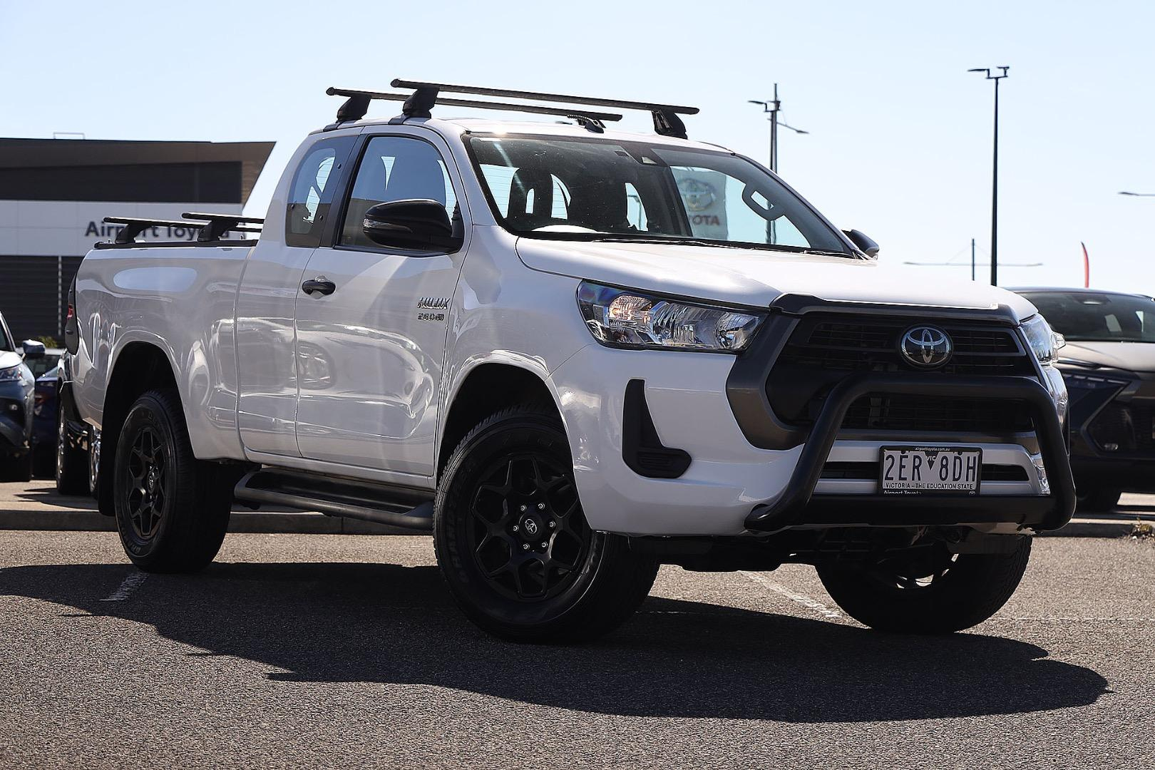 Image of 2021 Toyota Hilux SR