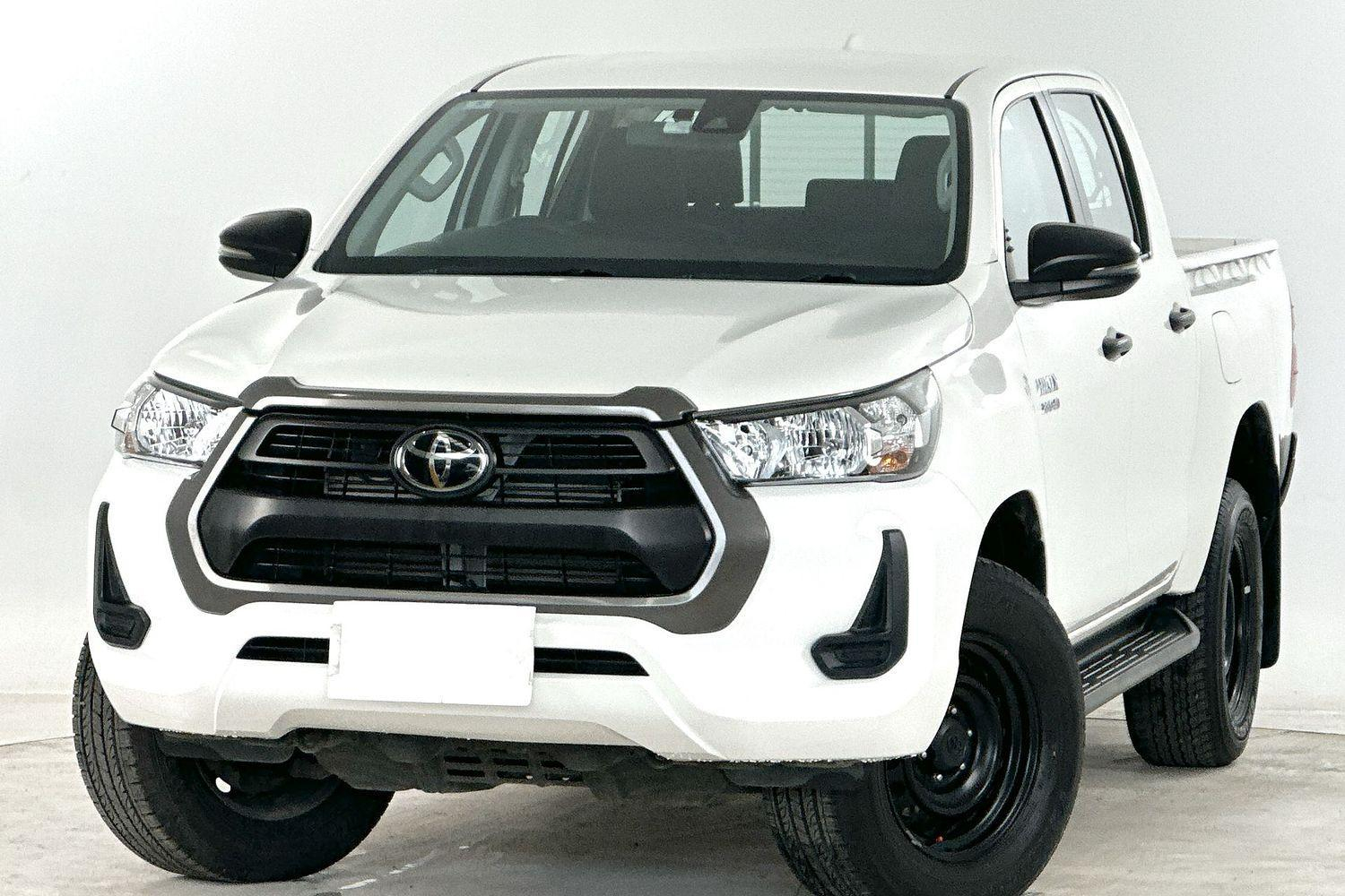 Image of 2022 Toyota Hilux SR