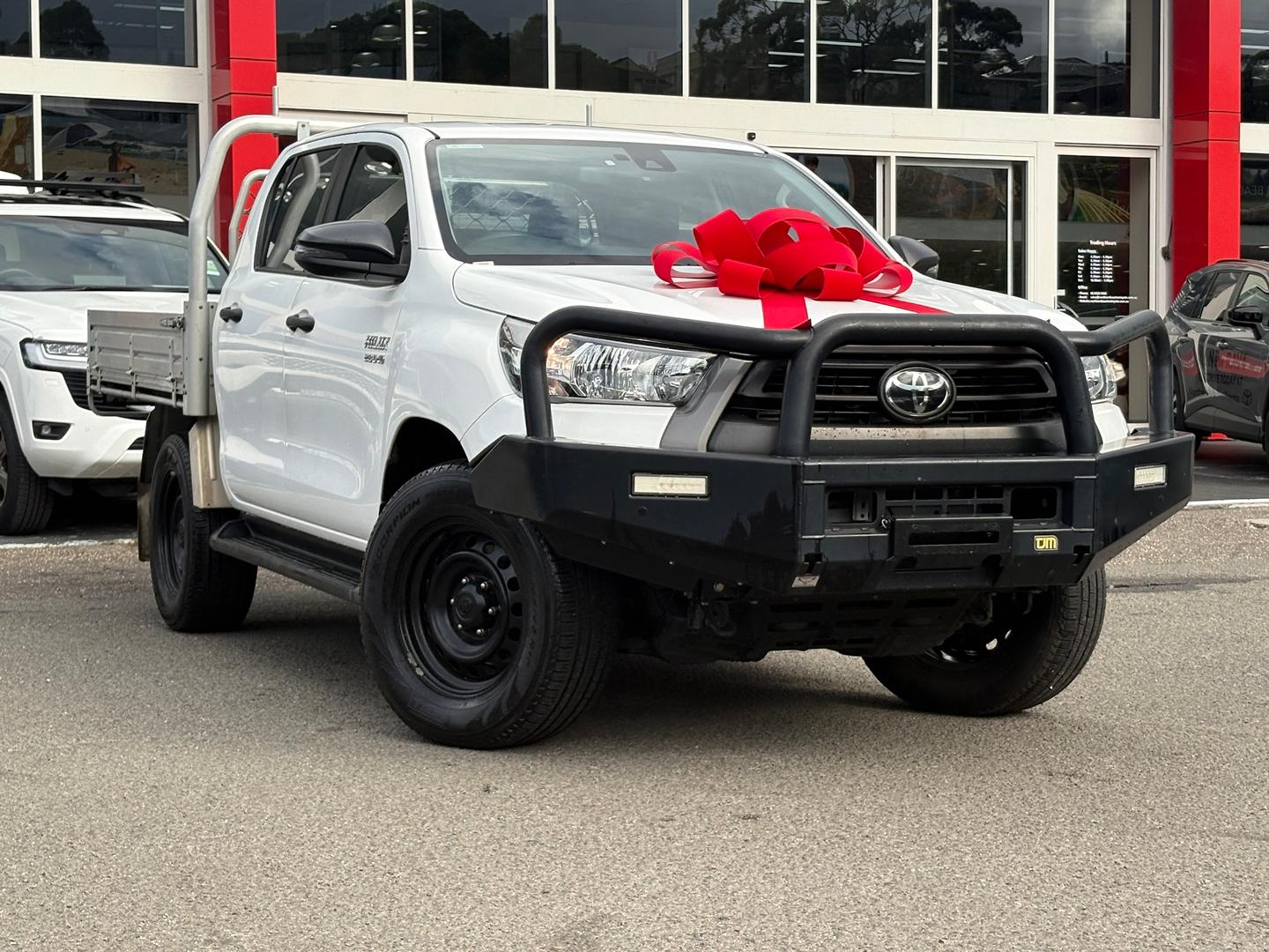 Image of 2022 Toyota HILUX SR