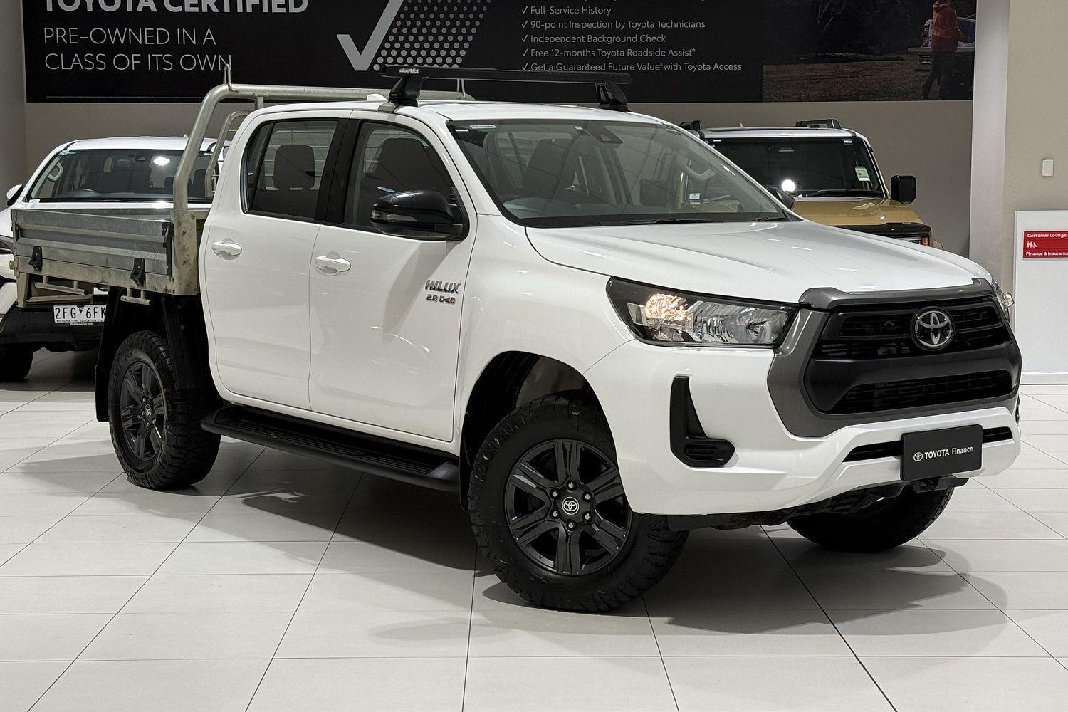 Image of 2023 Toyota Hilux 4x4 SR