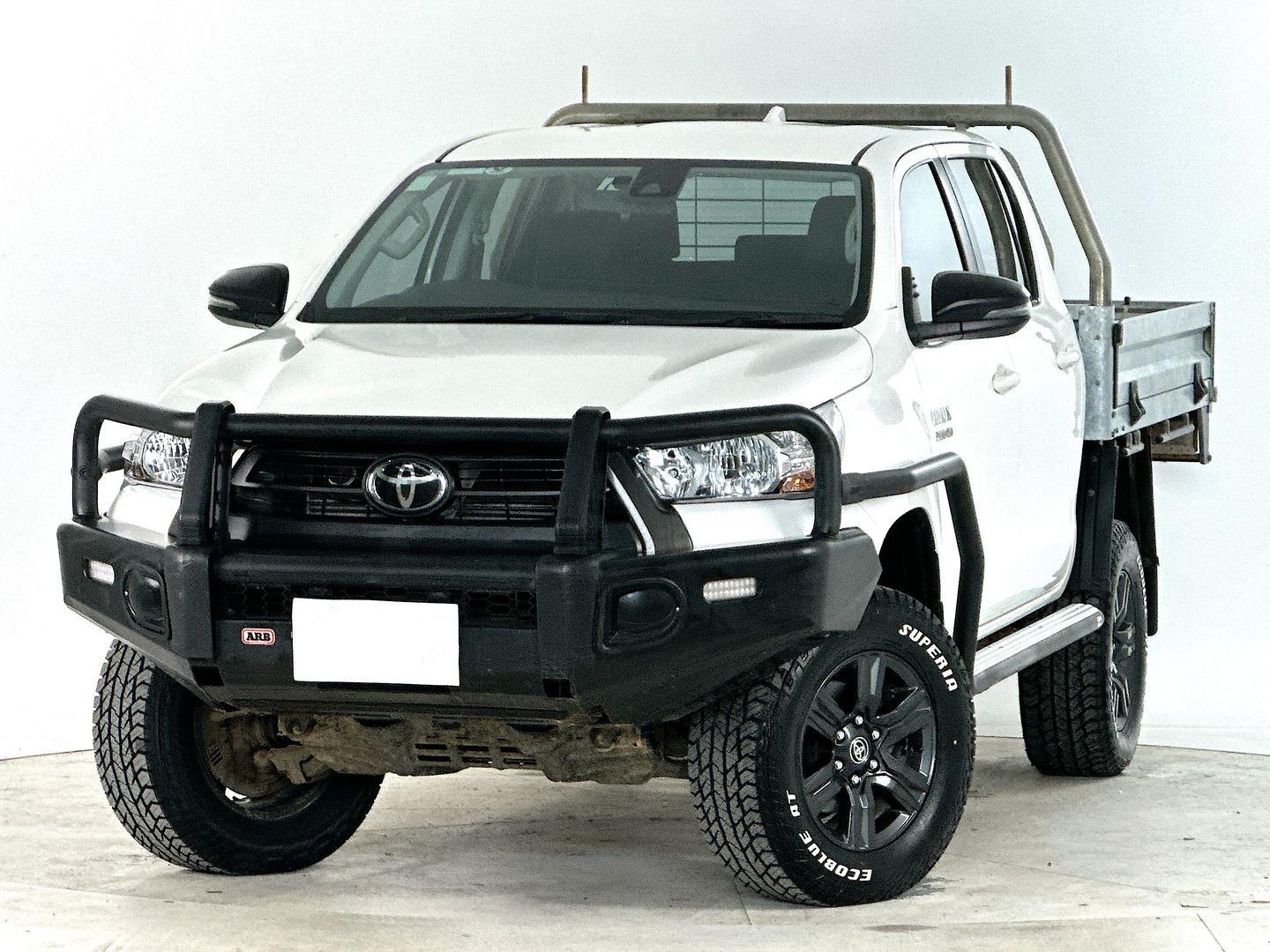 Image of 2022 Toyota Hilux SR