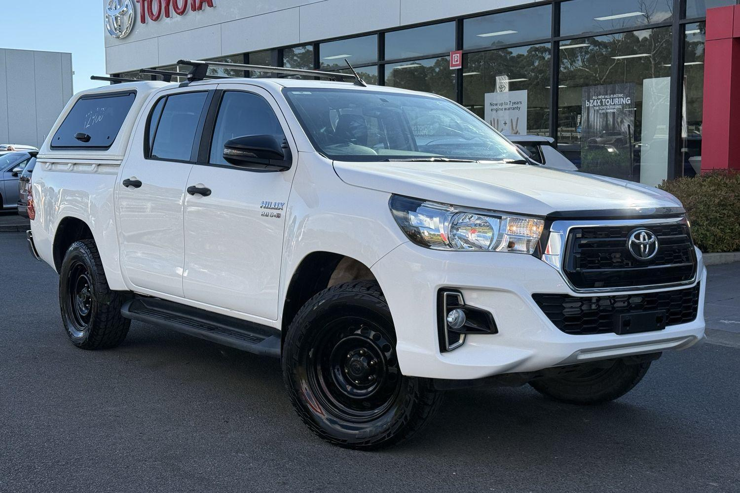 Image of 2019 Toyota Hilux SR