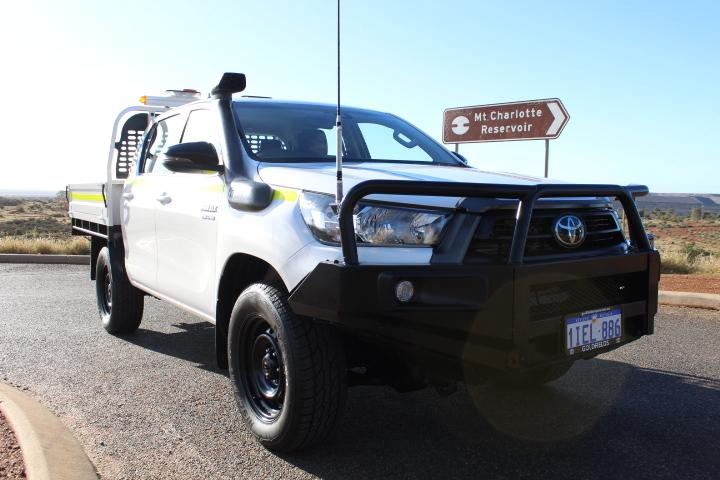 Image of 2023 Toyota HILUX SR
