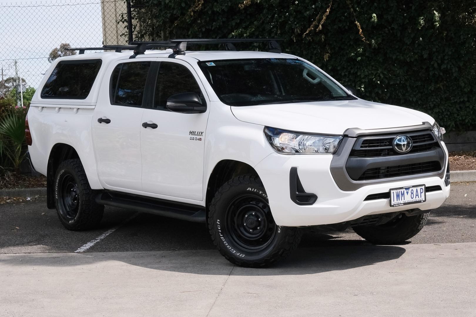 Image of 2022 Toyota Hilux SR