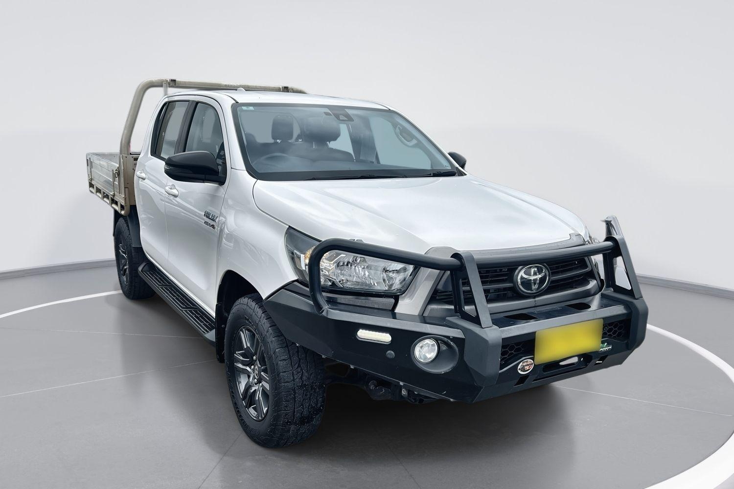 Image of 2022 Toyota Hilux SR