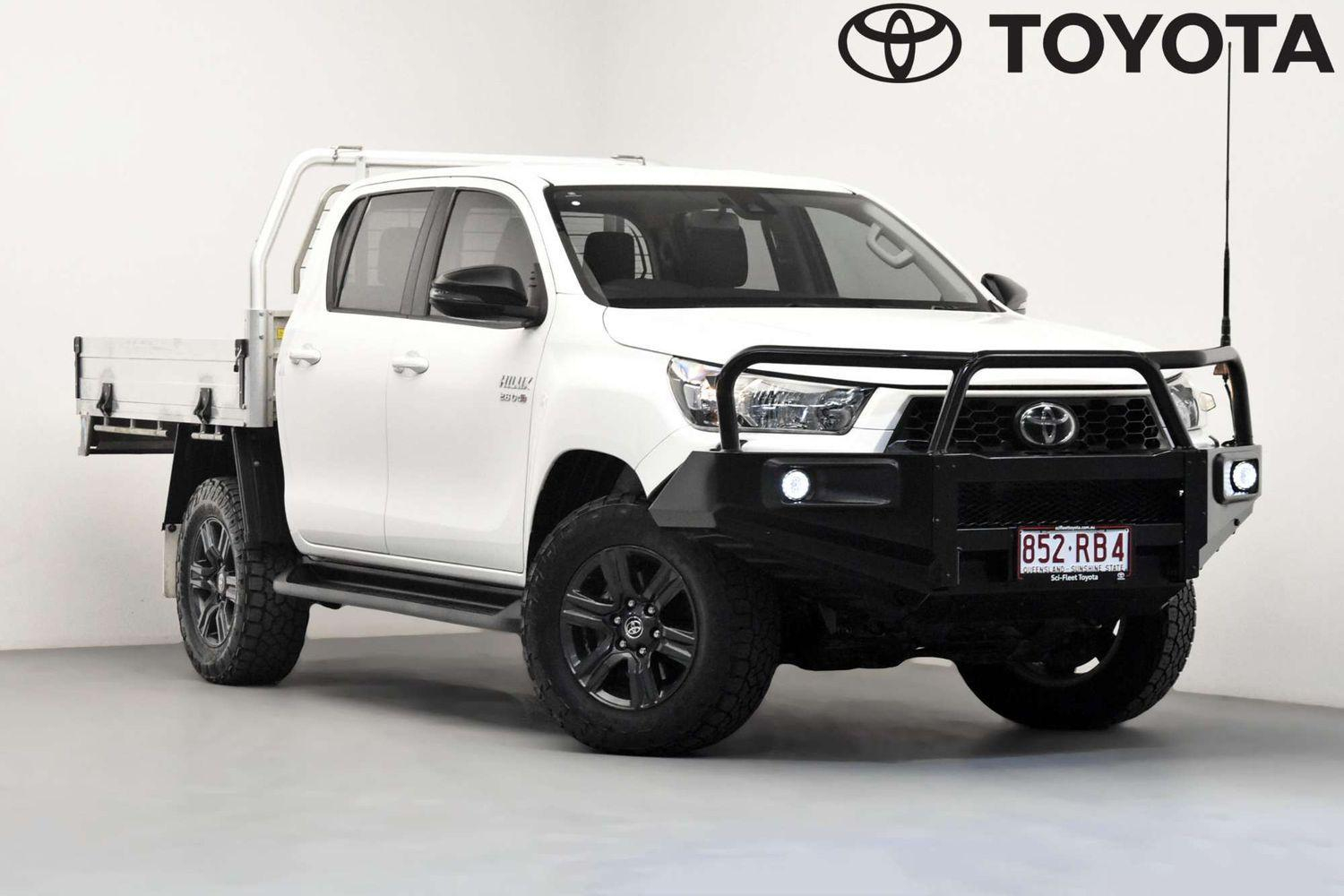 Image of 2024 Toyota Hilux 4x4 SR