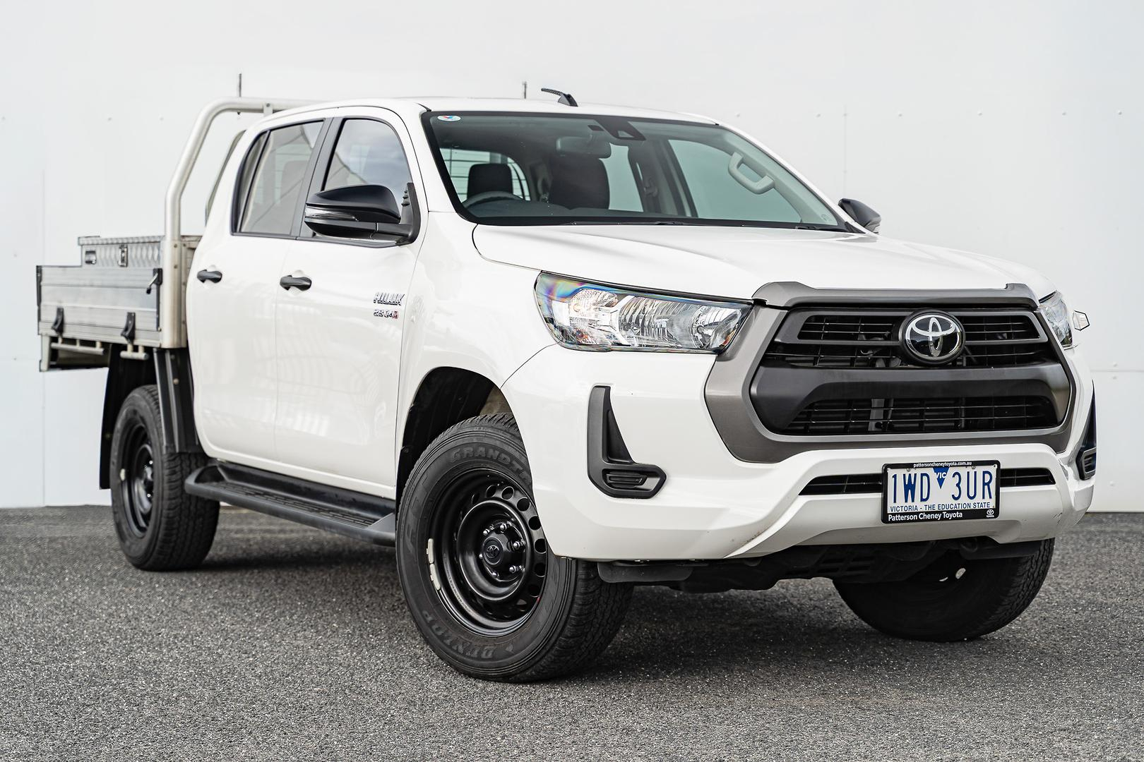 Image of 2020 Toyota Hilux 4x4 SR