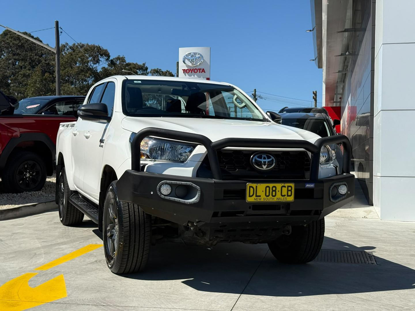 Image of 2024 Toyota HiLux 4x4 SR