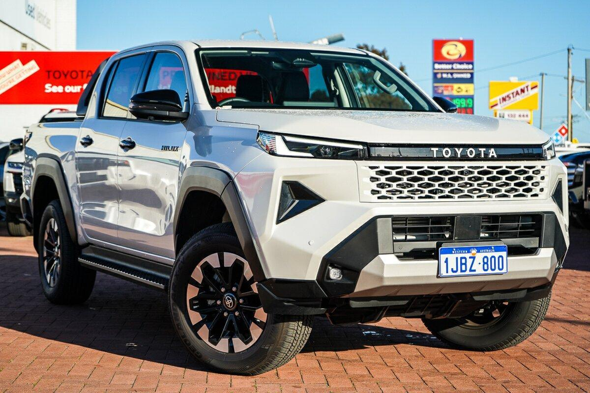 Image of 2026 Toyota Hilux 4x4 SR5+