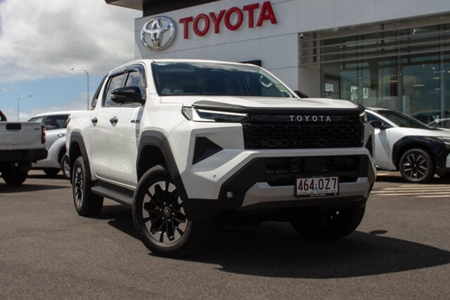 Image of 2025 Toyota Hilux SR5