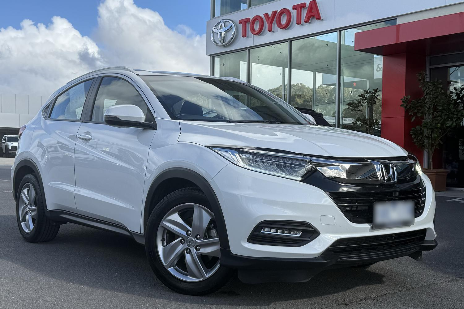 Image of 2020 HONDA HR-V VTi-S