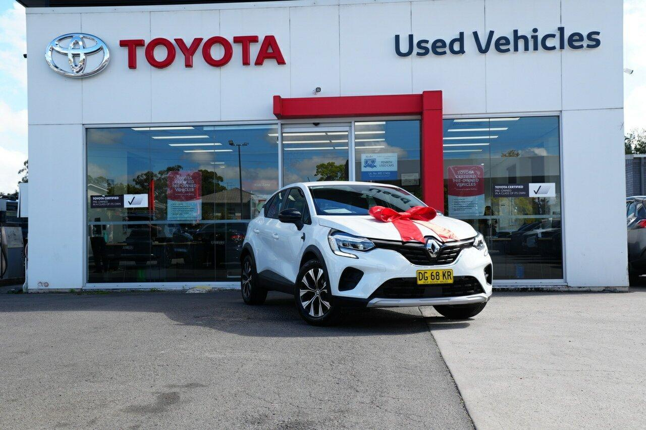 Image of 2023 RENAULT CAPTUR Life