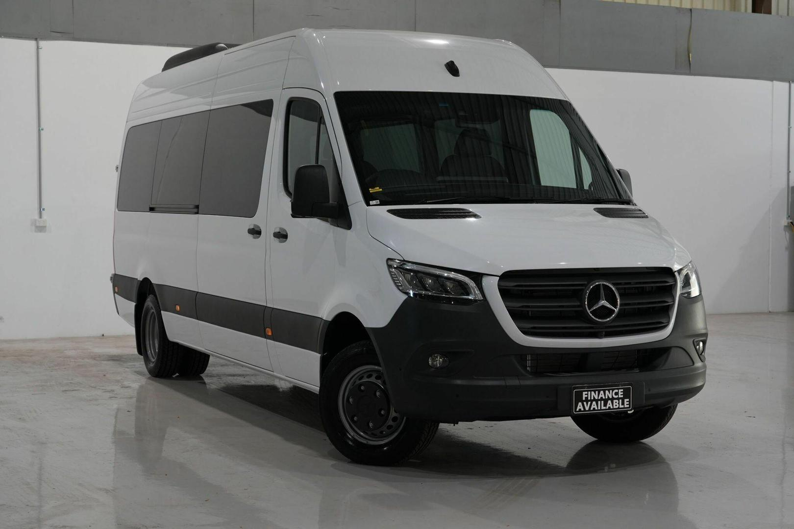 Image of 2024 MERCEDES-BENZ SPRINTER 517CDI
