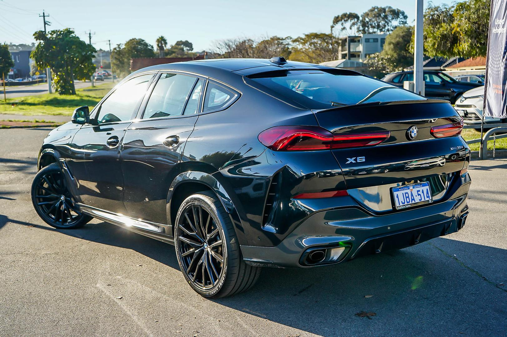 Image of 2023 BMW X6 xDrive30d M Sport