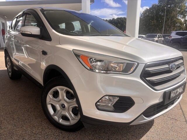 Image of 2017 Ford ESCAPE Ambiente