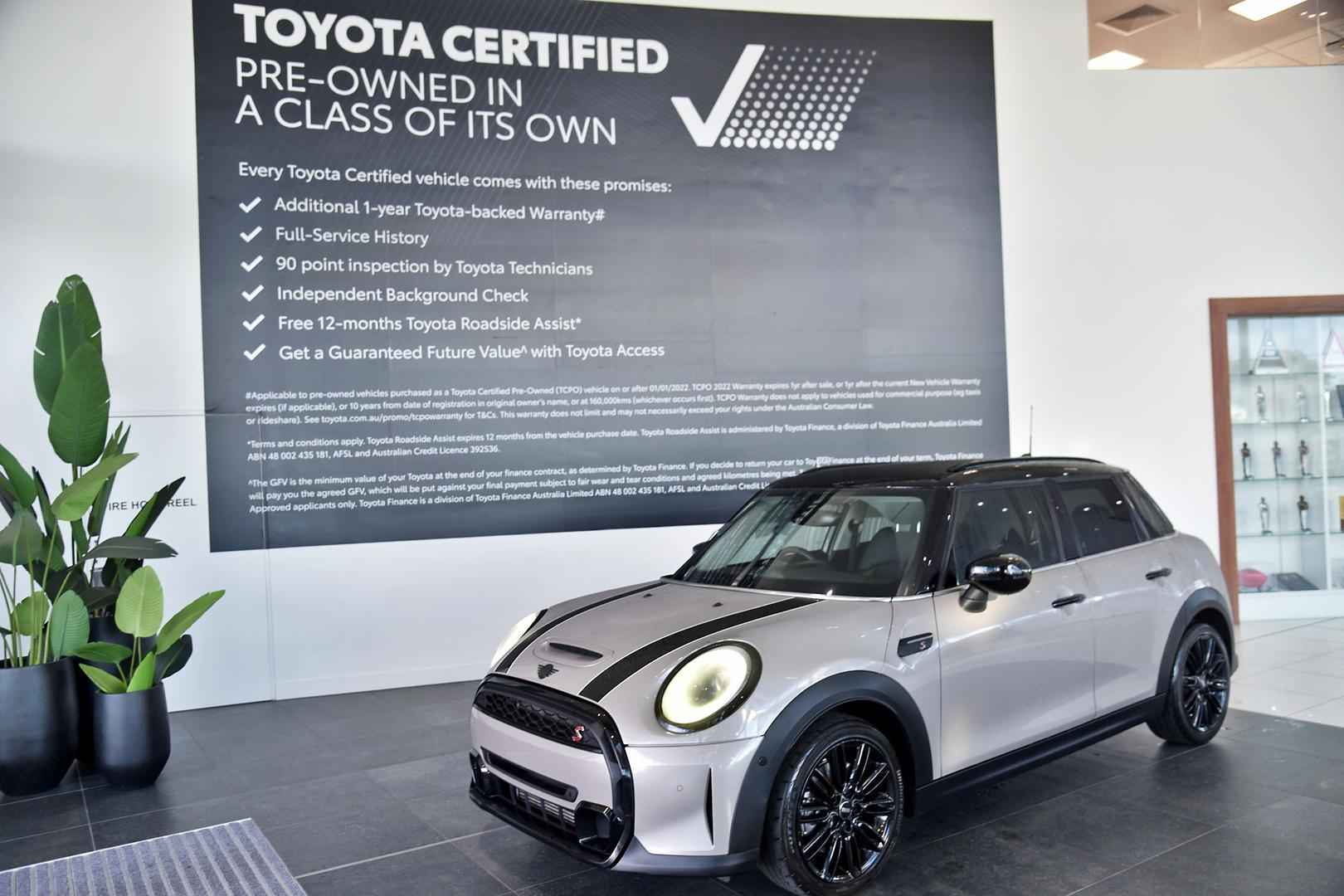 Image of 2021 MINI 5D HATCH Cooper S Classic