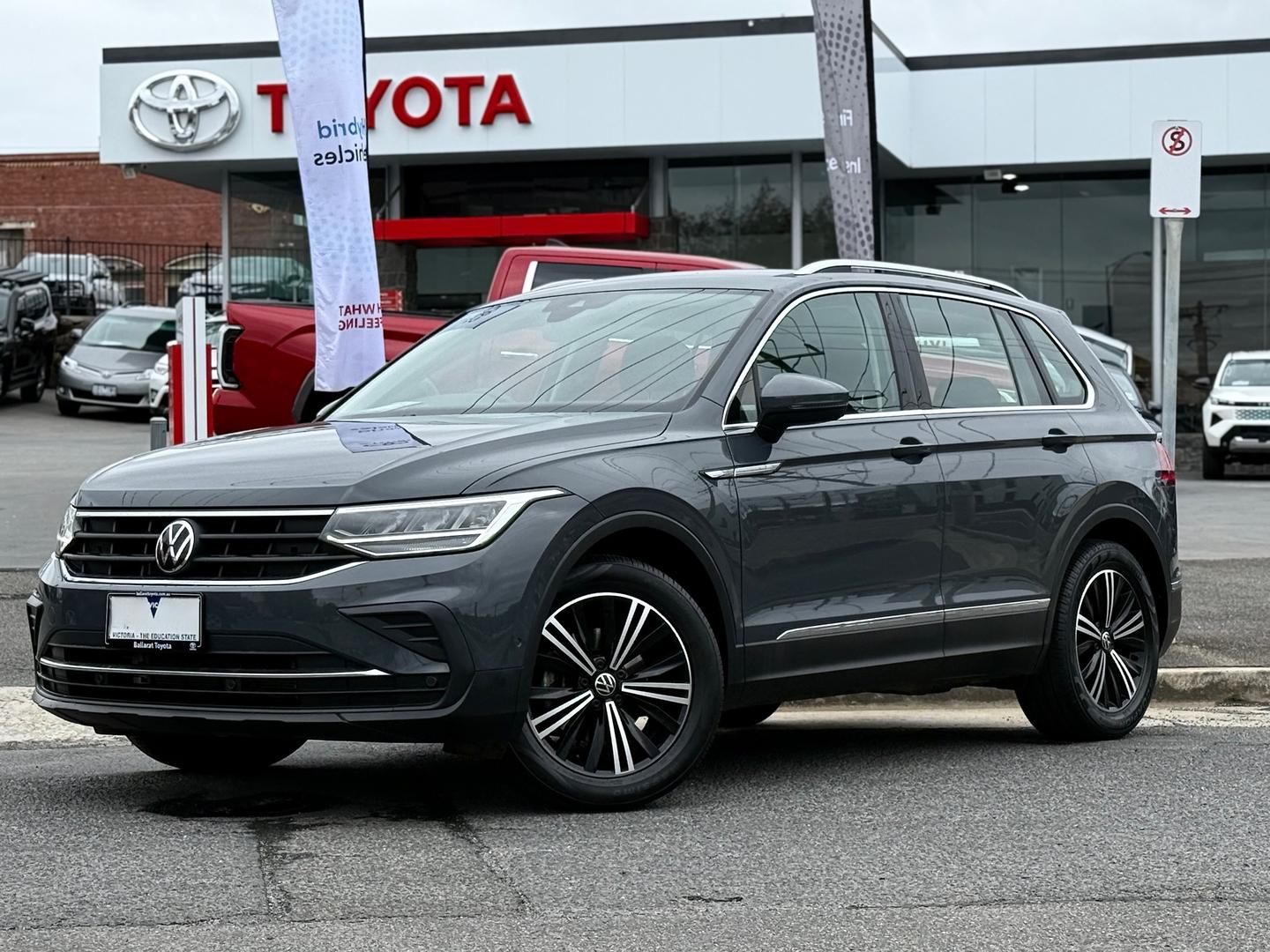 Image of 2023 VOLKSWAGEN TIGUAN 110TSI Life