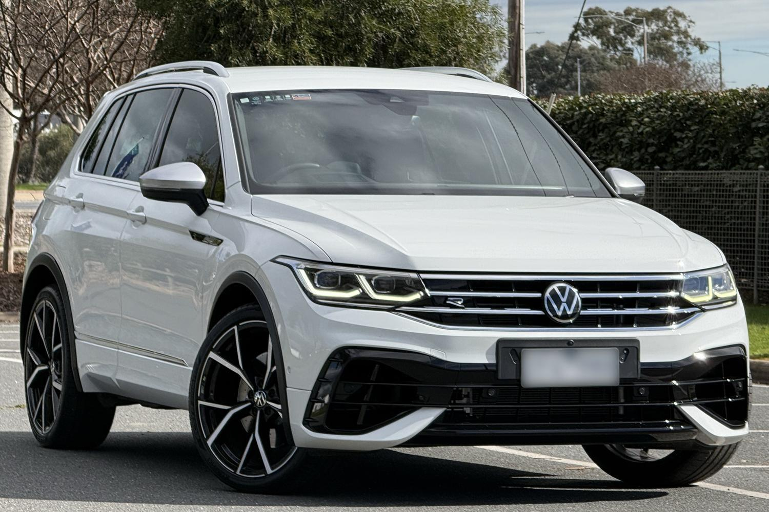Image of 2022 Volkswagen TIGUAN R