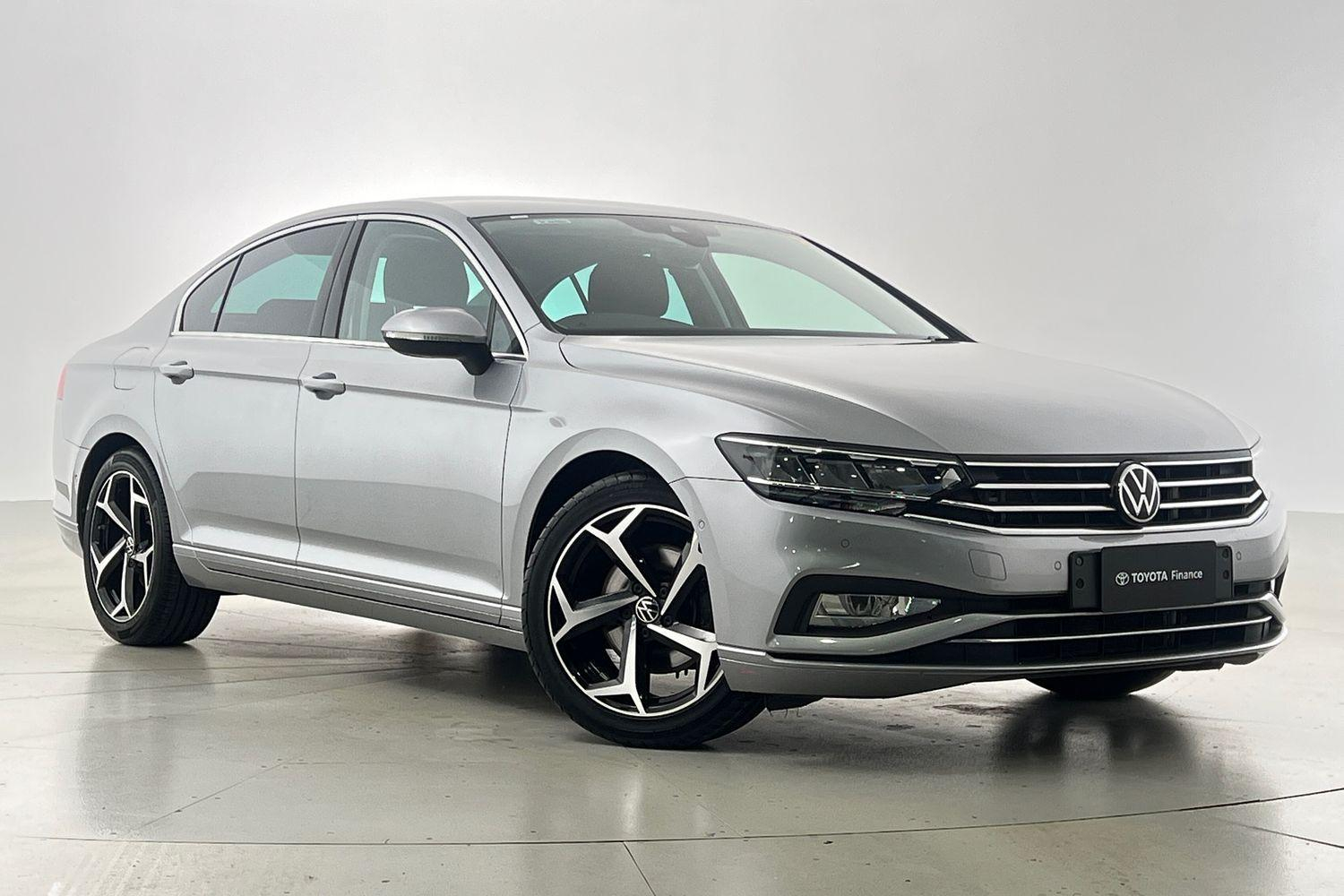 Image of 2022 VOLKSWAGEN PASSAT 140TSI Business