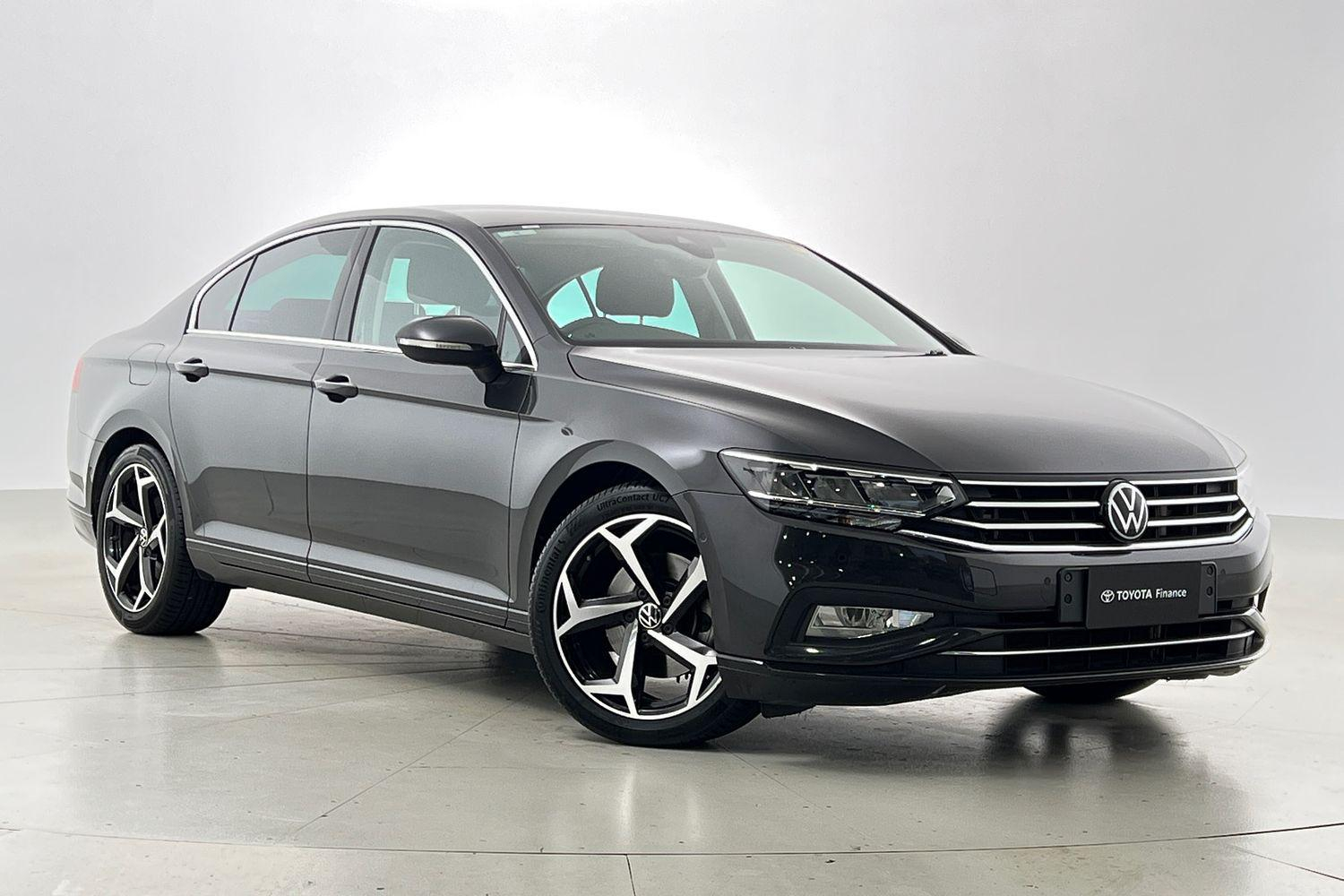 Image of 2022 VOLKSWAGEN PASSAT 140TSI Business