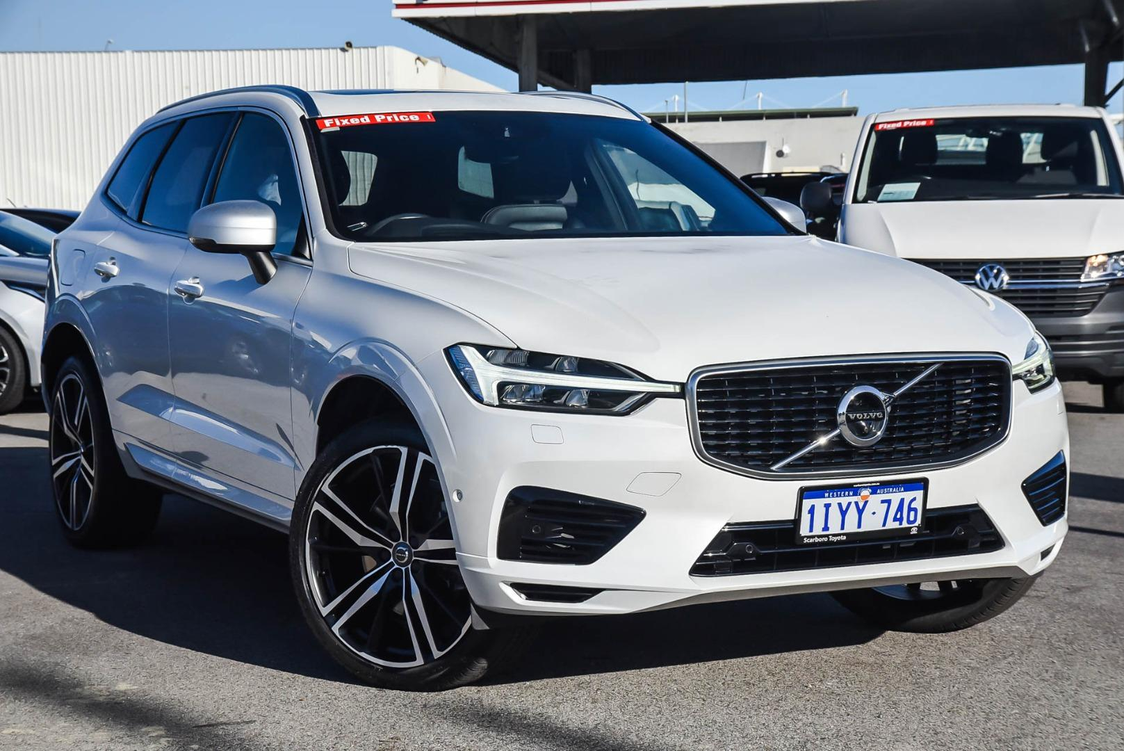 Image of 2017 VOLVO XC60 T8 R-Design