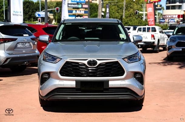 2025 Toyota Kluger GX AWD in Silver